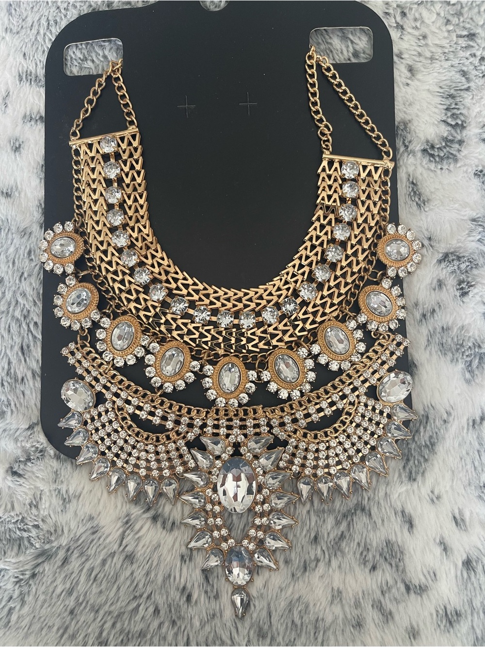 Eye Candy LA Zania Bib Necklace